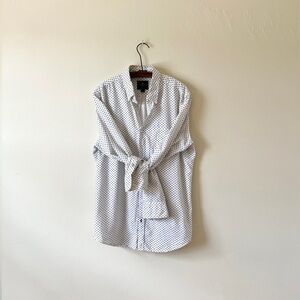 American Eagle 100% Cotton White & Navy Geo Tulip Dot Long Sleeve MT Tall